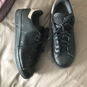 Adidas Black Size 7